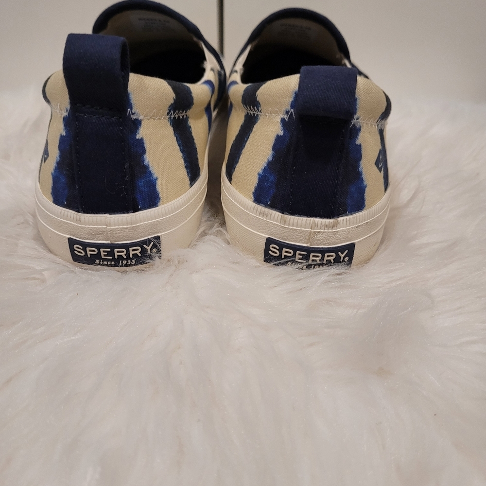 Women's Sperry Shoes - Picture 3 of 6